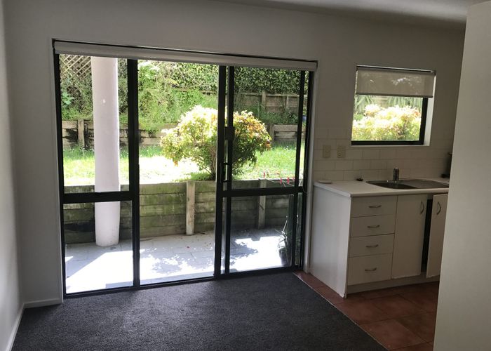  at 2 Horizon Way, West Harbour, Waitakere City, Auckland