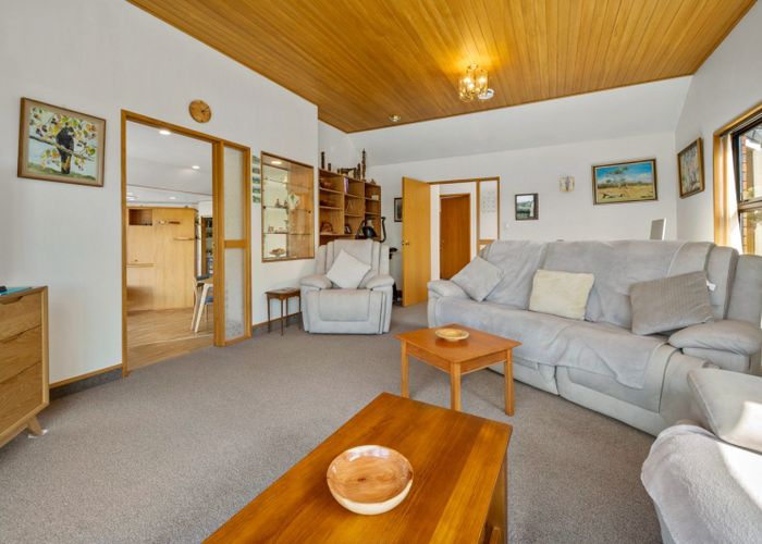  at 18 Earnscleugh Road, Bridge Hill, Alexandra