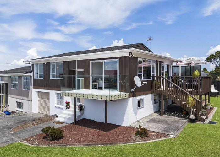  at 2/119 Glamorgan Drive, Torbay, Auckland