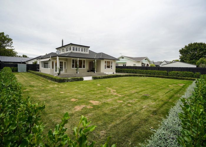  at 324 College Street, West End, Palmerston North