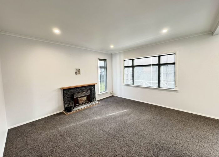  at 1006 Tremaine Avenue, Roslyn, Palmerston North