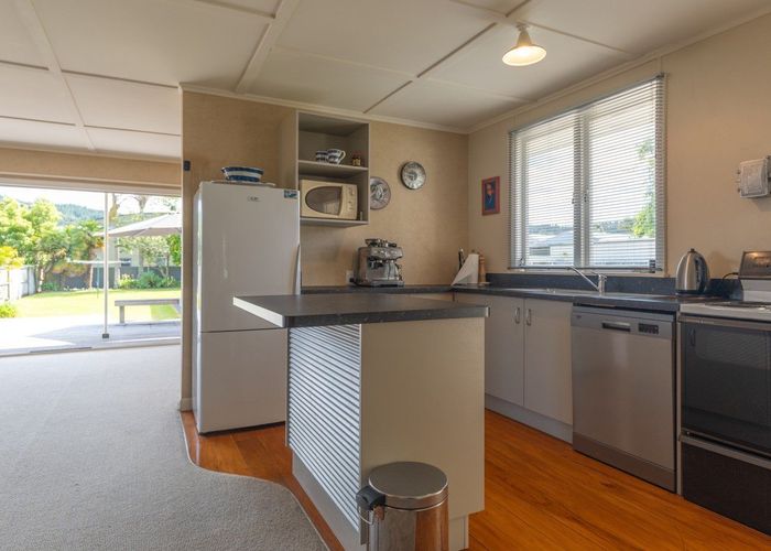  at 102 Riverview Road, Whangamatā