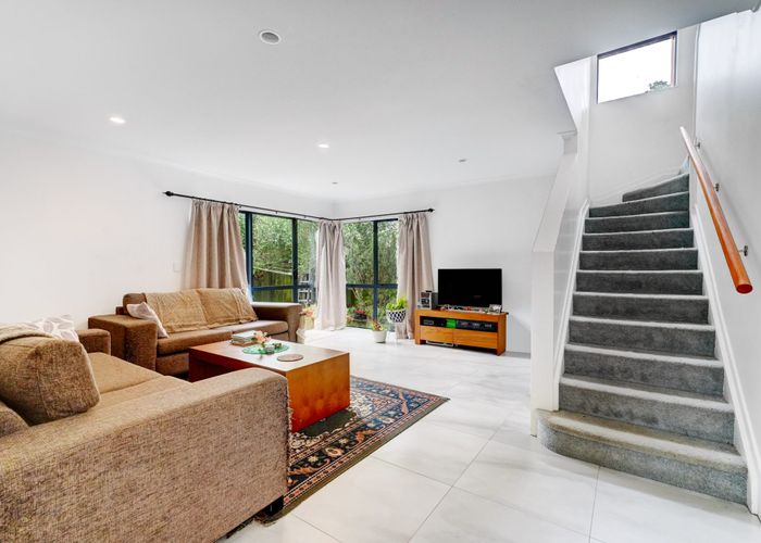  at 45A Redoubt Road, Goodwood Heights, Manukau City, Auckland