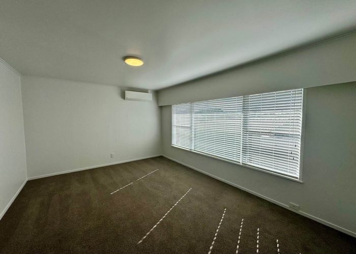  at 2/15 Matai Road, Greenlane, Auckland City, Auckland