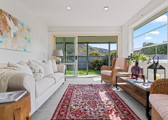  at 11 Van Asch Street, Sumner, Christchurch