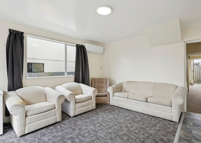  at 633 Castle Street, North Dunedin, Dunedin, Otago