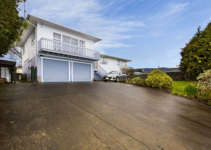  at 19 Haylock Grove, Totara Park, Upper Hutt, Wellington