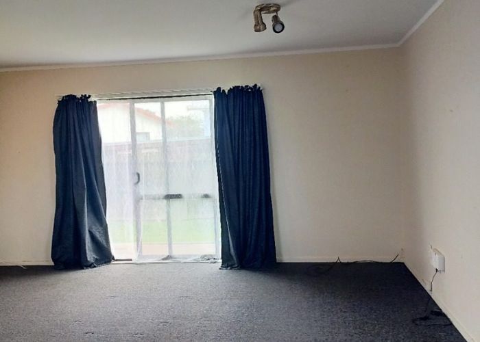  at 2/49 Templeton Place, Clendon Park, Manukau City, Auckland
