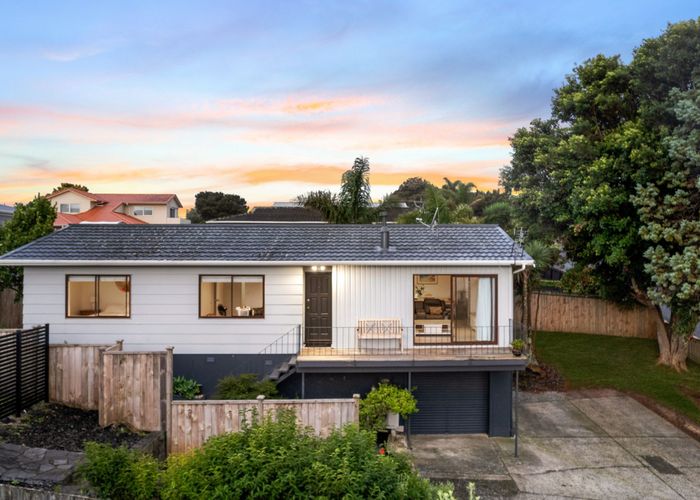  at 9 Sispara Place, Beach Haven, North Shore City, Auckland