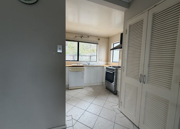  at 2/81 View road, Houghton Bay, Wellington, Wellington