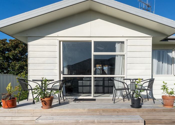  at 16 Melanie Court, Dinsdale, Hamilton