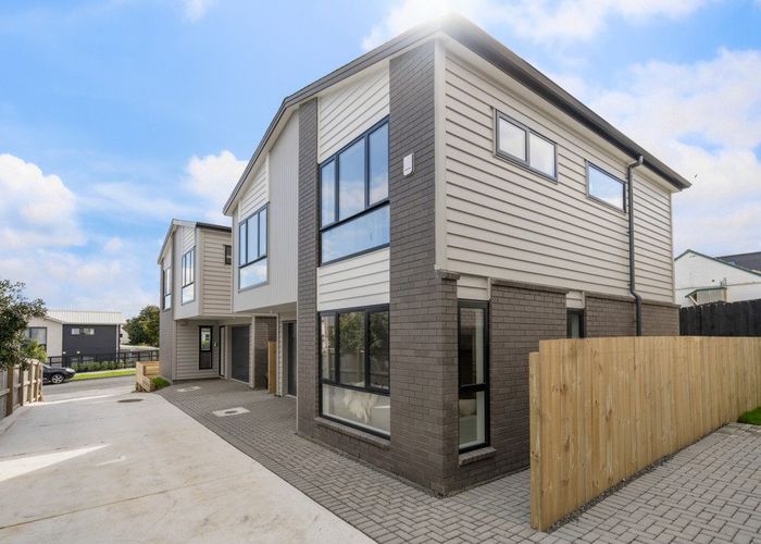  at 18A & 18B Range View Road, Mount Albert, Auckland City, Auckland