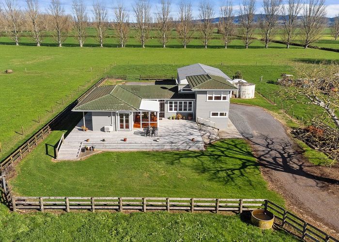  at 1081 No 1 Road, Waitoa