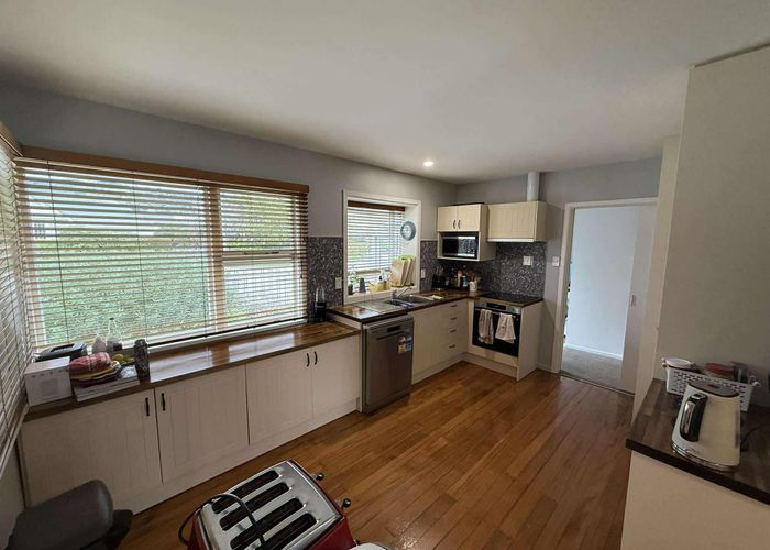  at 3 Corson Avenue, Beckenham, Christchurch City, Canterbury