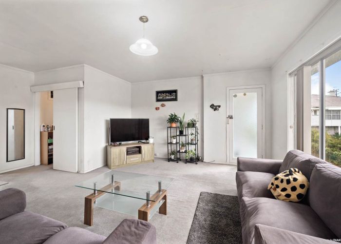  at 11/736 Mount Eden Road, Mount Eden, Auckland City, Auckland
