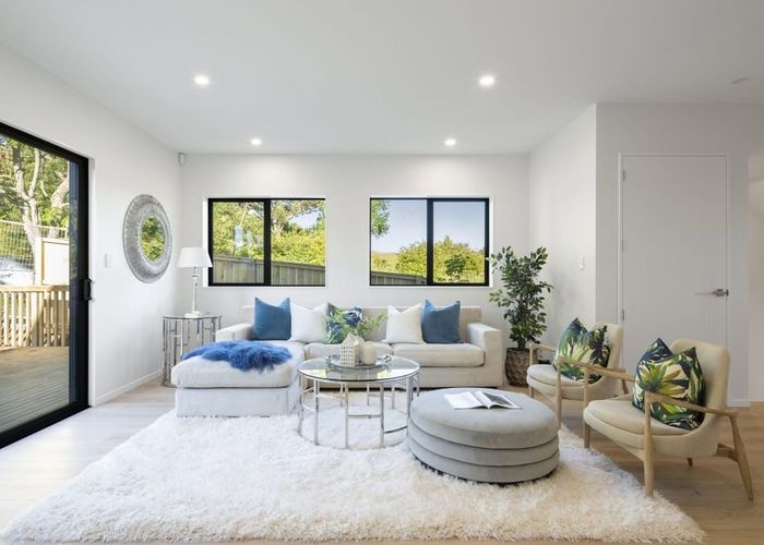  at 5/9 Rengarenga Rise, Albany, North Shore City, Auckland