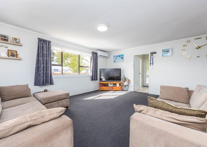  at 381 Roscommon Road, Clendon Park, Manukau City, Auckland