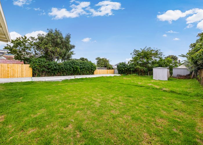  at 8a & 8b Nikau Road, Otahuhu, Auckland City, Auckland