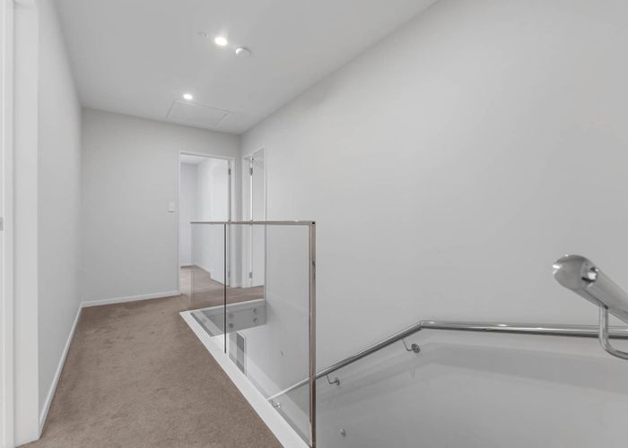  at 127A  Barrack Road, Mount Wellington, Auckland City, Auckland