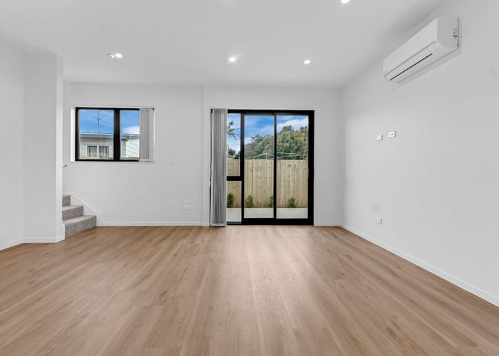  at 22D Justmere Place, Weymouth, Manukau City, Auckland