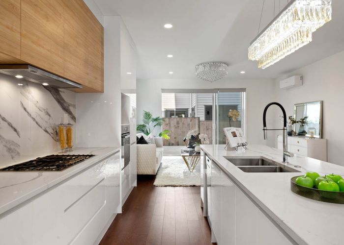  at 5 Gladfield Lane, Te Atatu Peninsula, Auckland