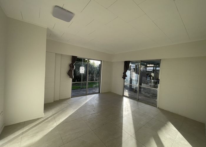  at 34 Kingsclere Place, Goodwood Heights, Manukau City, Auckland