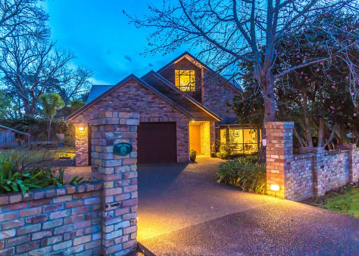  at 24 Rame Road, Greenhithe, Auckland