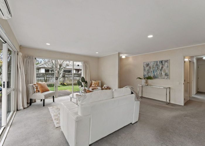  at 2/4 Lonsdale Street, Ellerslie, Auckland City, Auckland