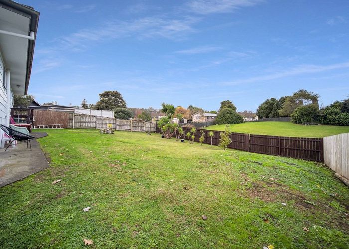  at 19 Fairdale Avenue, Red Hill, Papakura