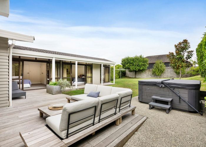  at 54 Pembroke Crescent, Glendowie, Auckland