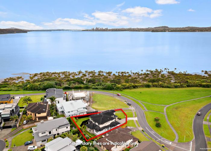  at 29 Karemoana Drive, Te Atatu Peninsula, Auckland