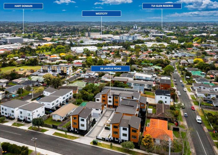  at 11/28 Lavelle Road, Henderson, Waitakere City, Auckland