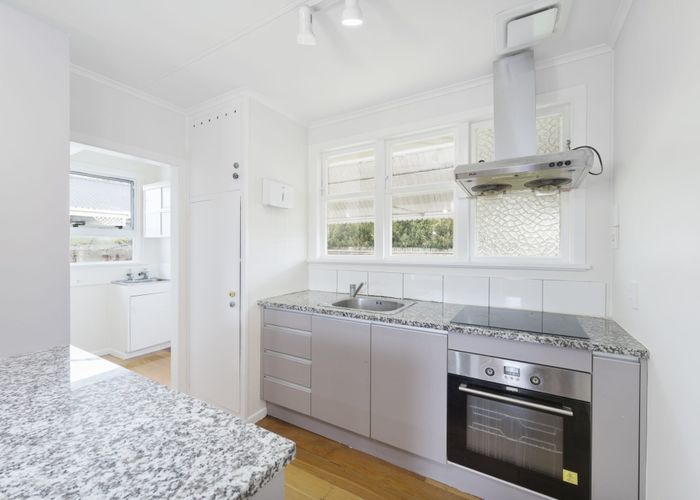  at 3/34 Miro Street, New Lynn, Waitakere City, Auckland