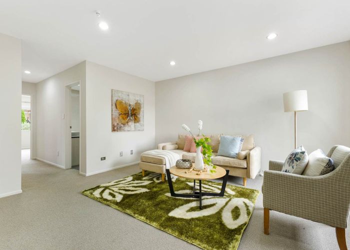  at 4 Killarney Drive, Flat Bush, Manukau City, Auckland