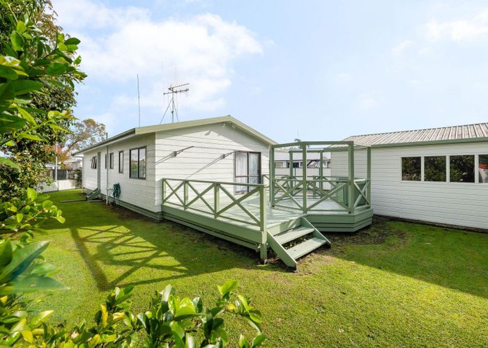  at 7 Beadle Place, St Andrews, Hamilton