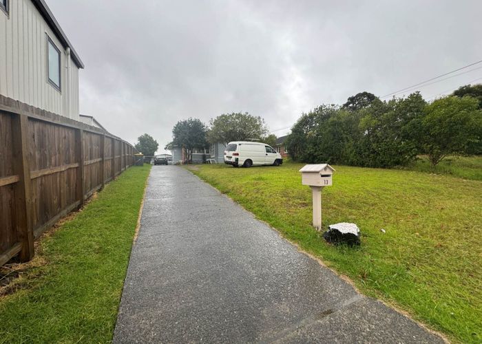  at 11 & 13 Toru Street, Te Atatu Peninsula, Waitakere City, Auckland