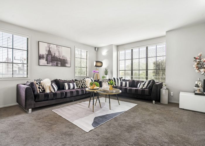  at 4 Opal Close, Rosedale, North Shore City, Auckland