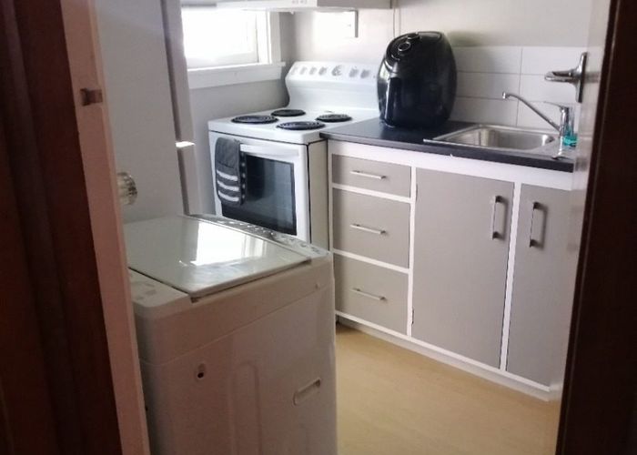  at 2/16 Southampton Street, Sydenham, Christchurch City, Canterbury