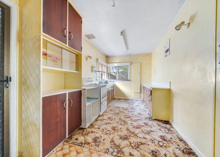  at 21 Vine Street, Mangere East, Manukau City, Auckland
