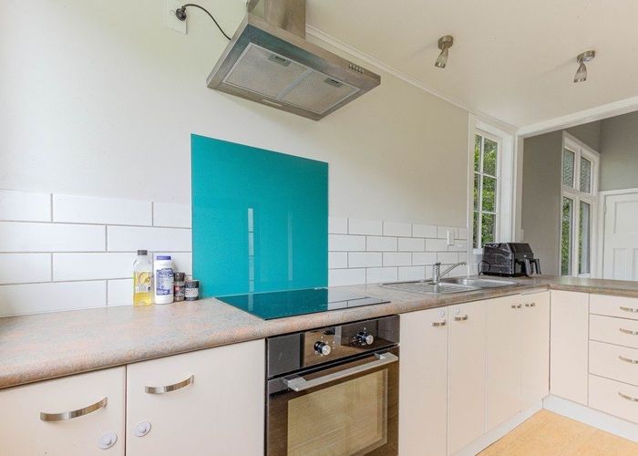  at 18 Abbot Street, Gonville, Whanganui, Manawatu / Whanganui