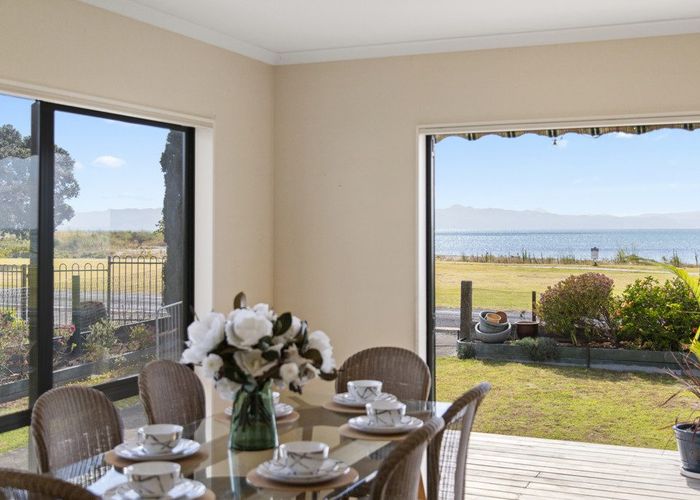  at 915 East Coast Road, Kaiaua, Franklin, Auckland