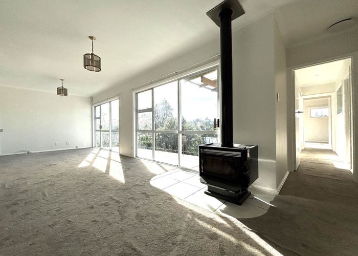 at 19 Epping Road, Henderson, Waitakere City, Auckland