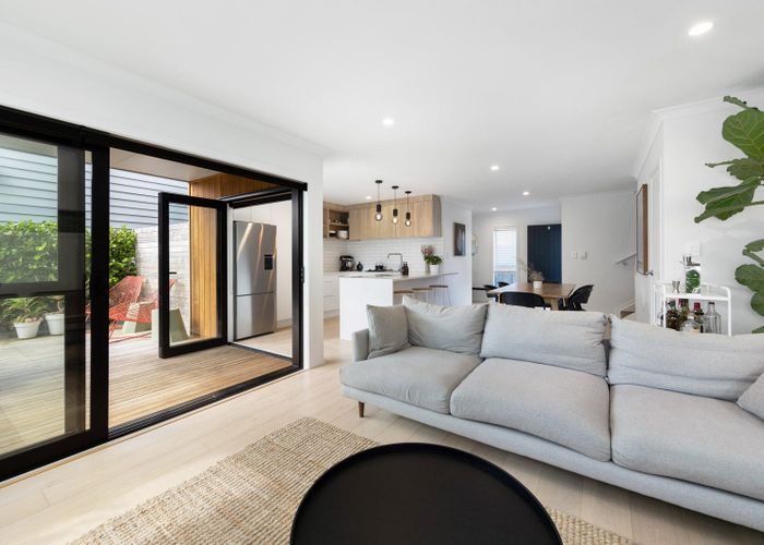  at 125C Point Chevalier Road, Point Chevalier, Auckland City, Auckland