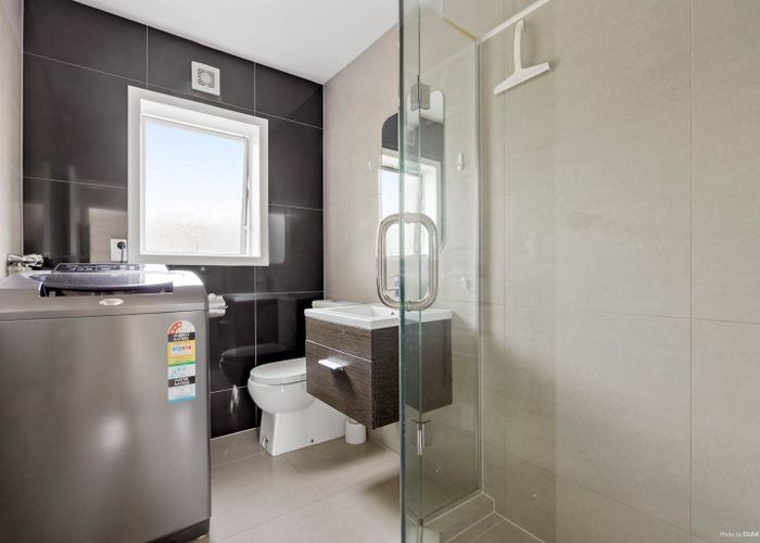  at 2/30 Don Croot Street, Morningside, Auckland City, Auckland
