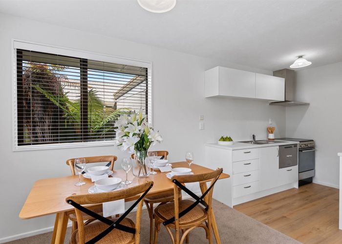  at 2/260 Lincoln Road, Addington, Christchurch