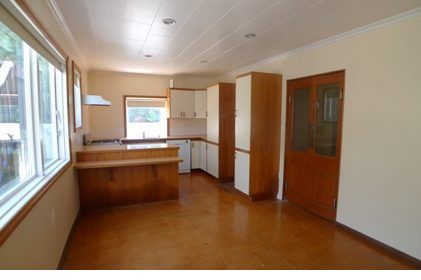  at 38 Eden Street, Island Bay, Wellington