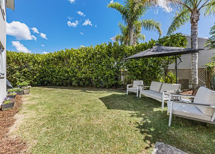  at 7F Clearwater Cove, West Harbour, Waitakere City, Auckland