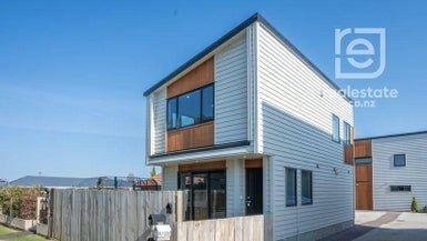 at 1/116 Buckland Road, Mangere East, Auckland