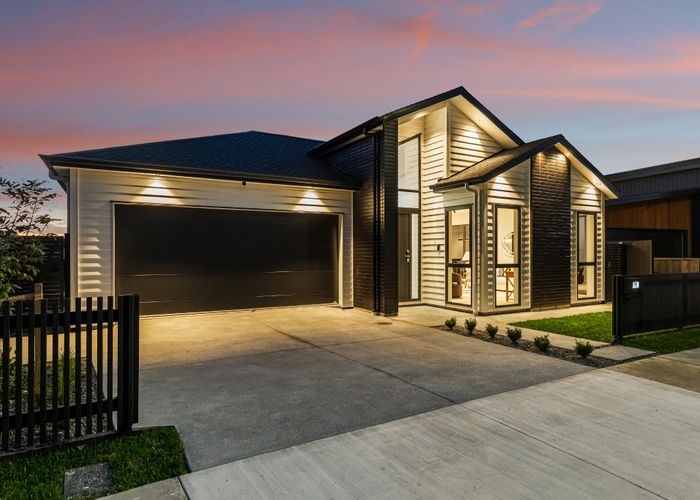  at 25 Parkland Loop, Milldale, Rodney, Auckland