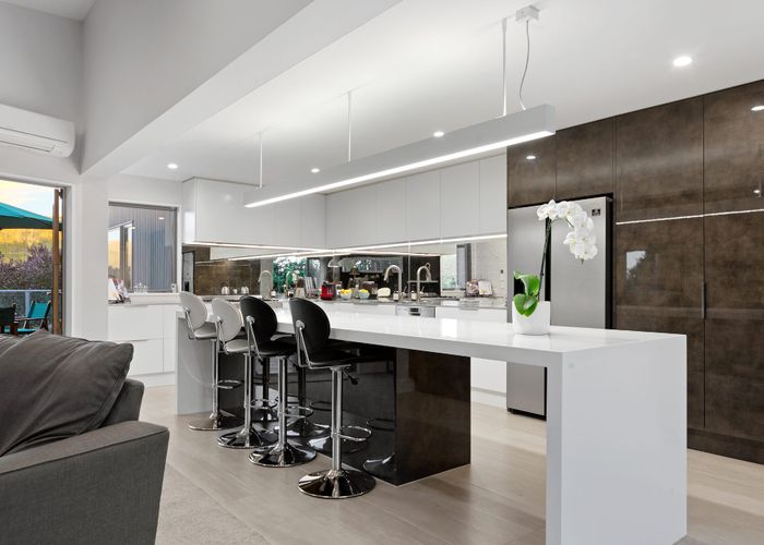  at 6 Old Barrow Heights, Huntsbury, Christchurch City, Canterbury